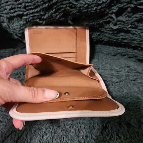 Coach White Bifold Leather Wallet